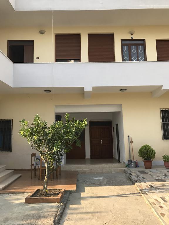 Fati Guest House Durrës 外观 照片